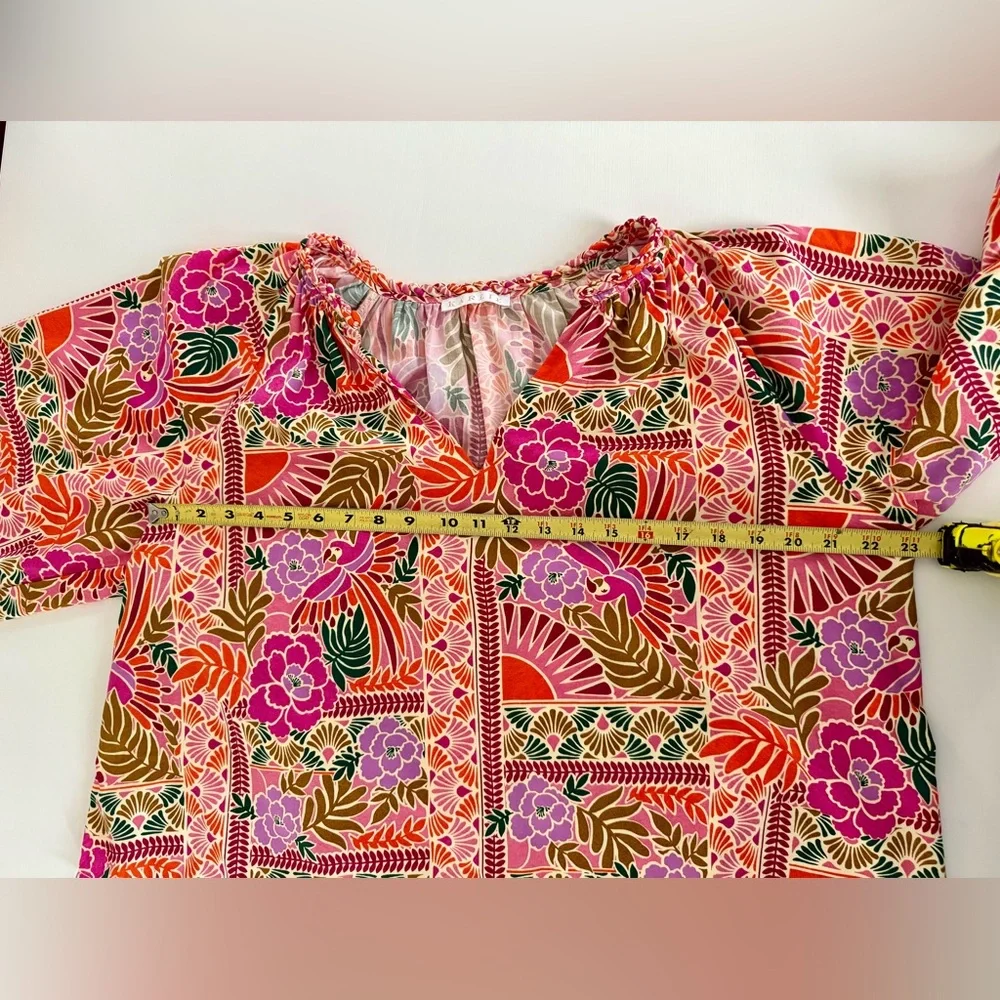 Karlie Toucan V-neck Braid Trim Top Size M - Picture 8 of 11